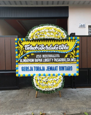 Papan Bunga Duka di Seuat